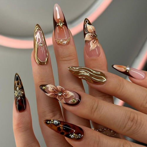Gold Wave Floral Press On Nails | Elegant Wedding Press-On Nail Set | Luxurious Gold Bloom Design