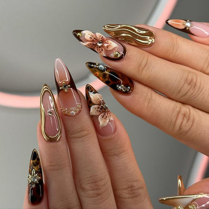 Gold Wave Floral Press On Nails | Elegant Wedding Press-On Nail Set | Luxurious Gold Bloom Design